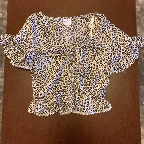 Cheetah Print Tie Front NWOT - Picture 2 of 4